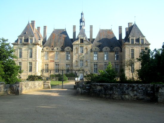 le Château de St Loup sur Thouet